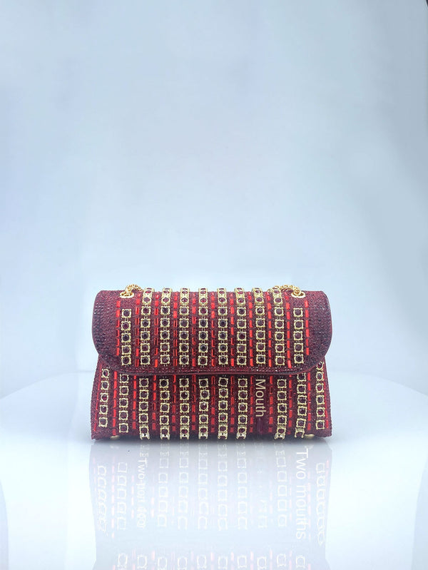 New Elegant Evening Dress Style Brooch-Adorned Clutch Bag with Rhinestones Chain Strap and Cheongsam Design for Formal Occasions